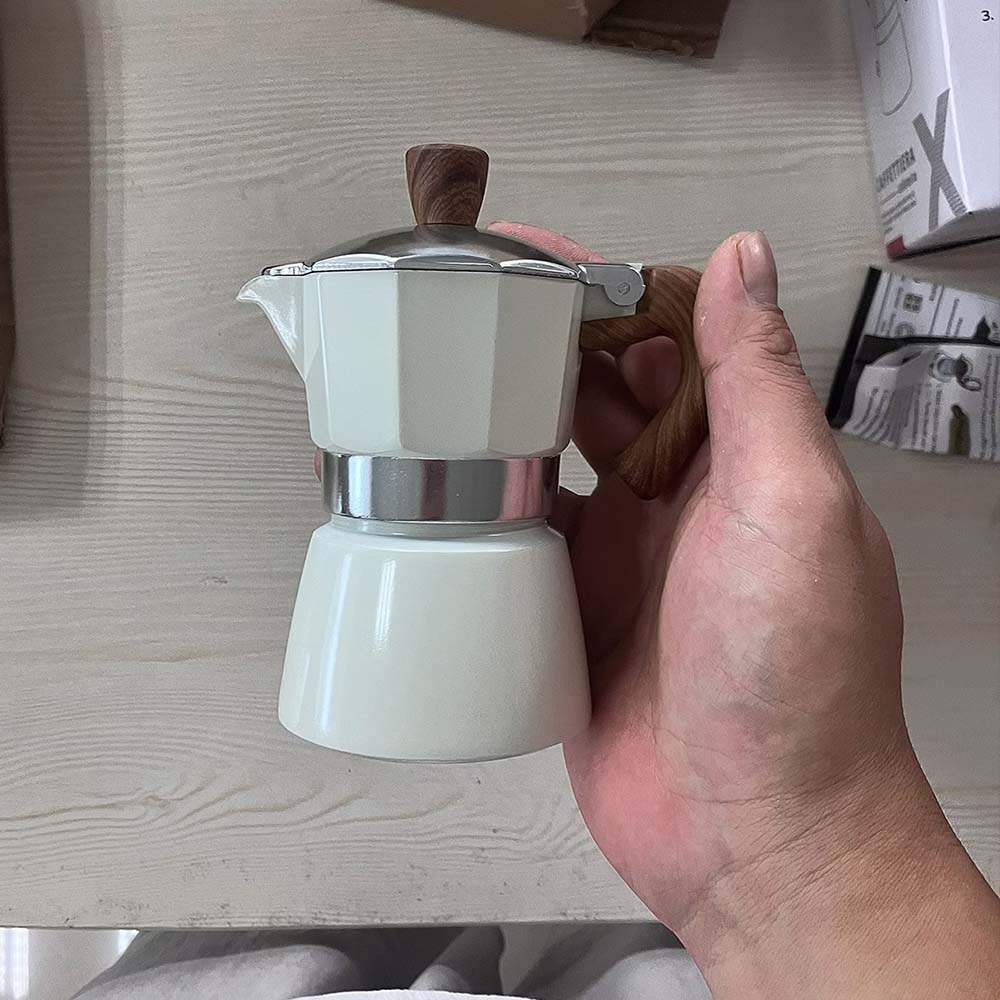 アルミ製イタリアンモカエスプレッソコーヒーメーカー、コンロ用 - Moka Pot Stove のレビューと価格